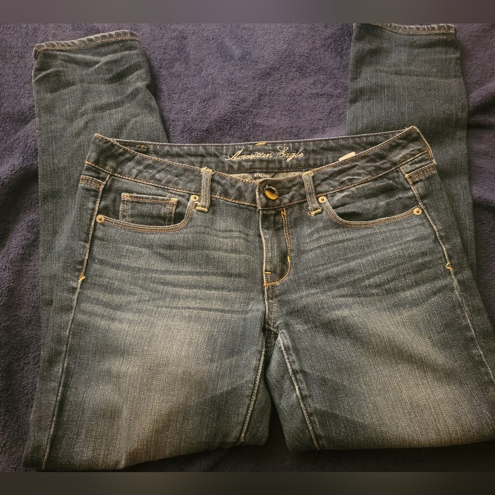 American eagle jeans Size 8 stretchy